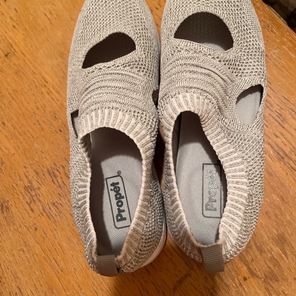 PROPET TRAVELACTIV SLIP-ONS W/BOX - Picture 5 of 8